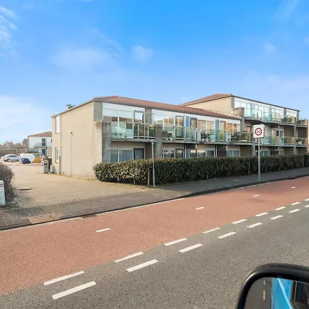 Appartement New! 06 - Aan De Duinen, Aan Zee *
